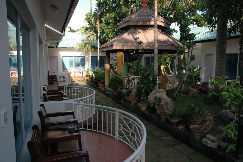 Emerald Land Hotel Mandalay Exteriör bild