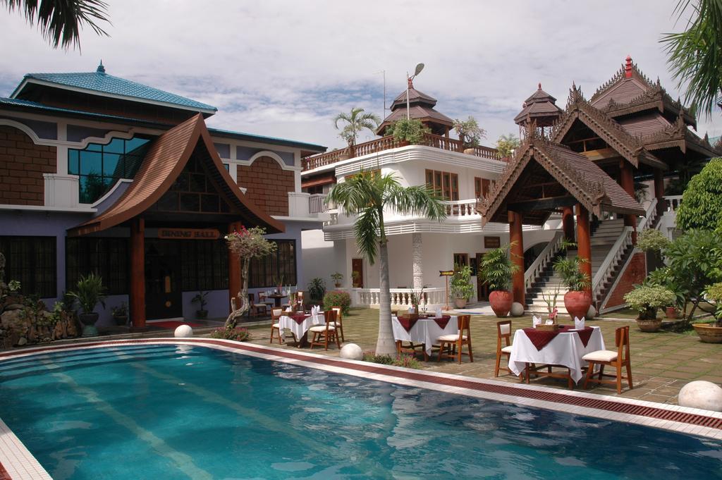 Emerald Land Hotel Mandalay Exteriör bild