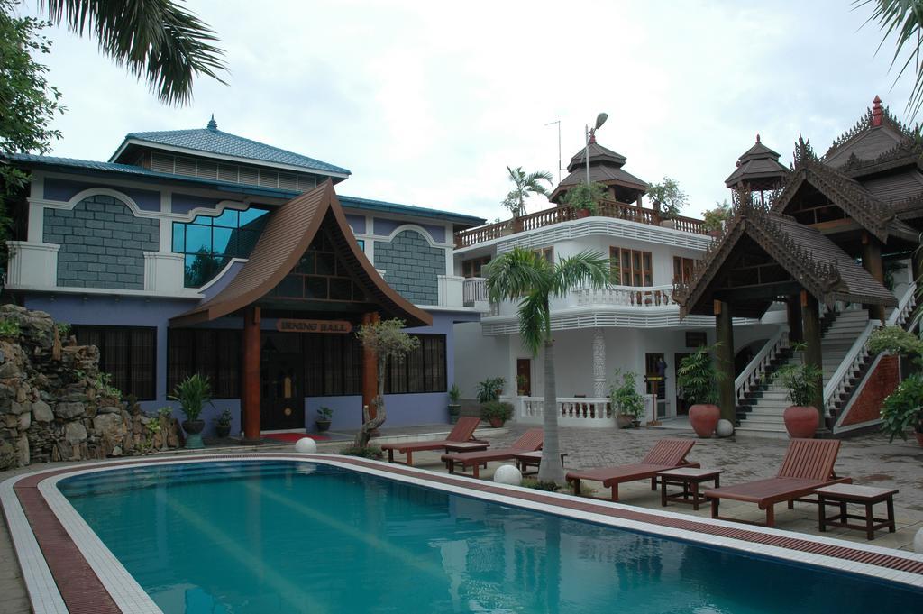 Emerald Land Hotel Mandalay Exteriör bild