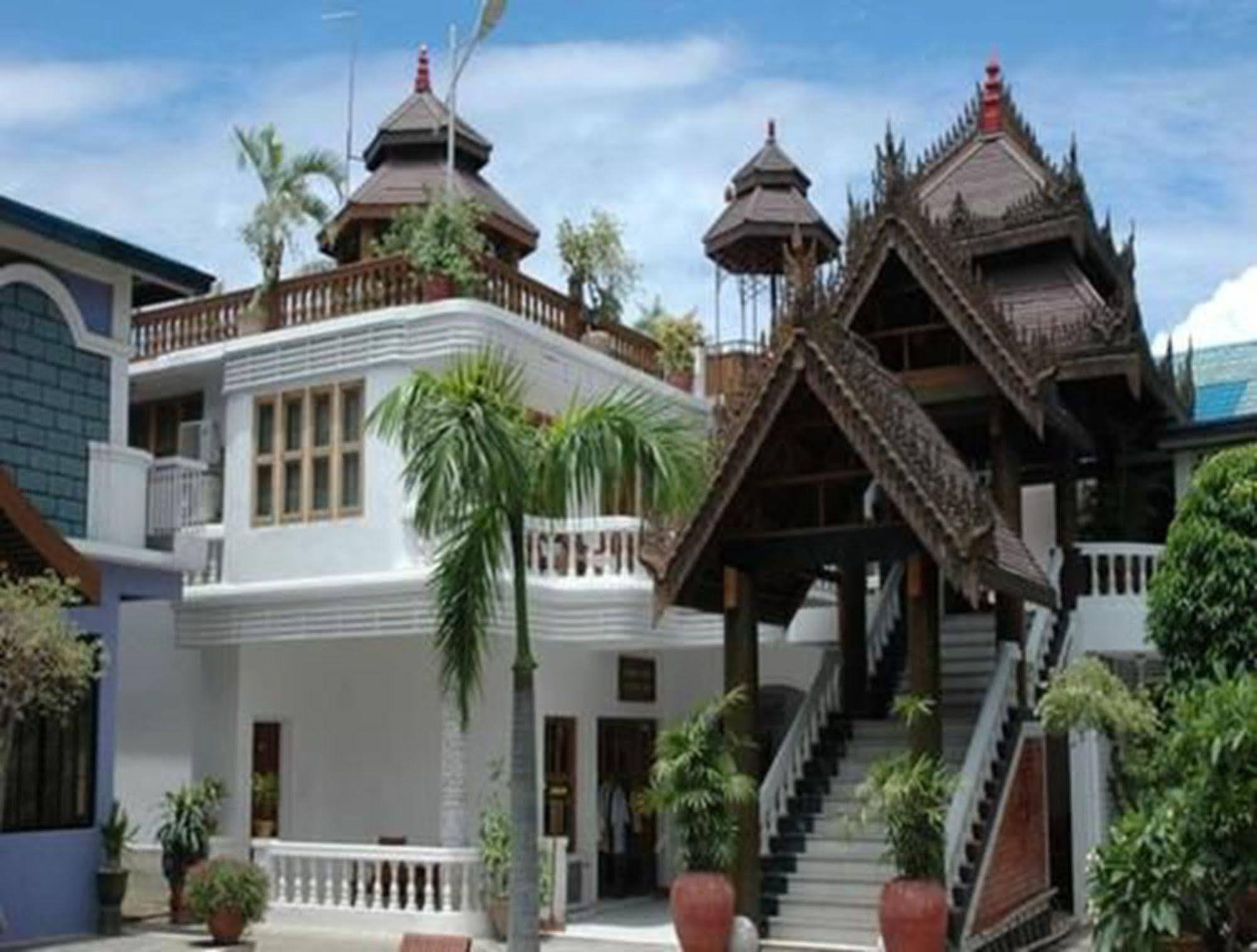 Emerald Land Hotel Mandalay Exteriör bild